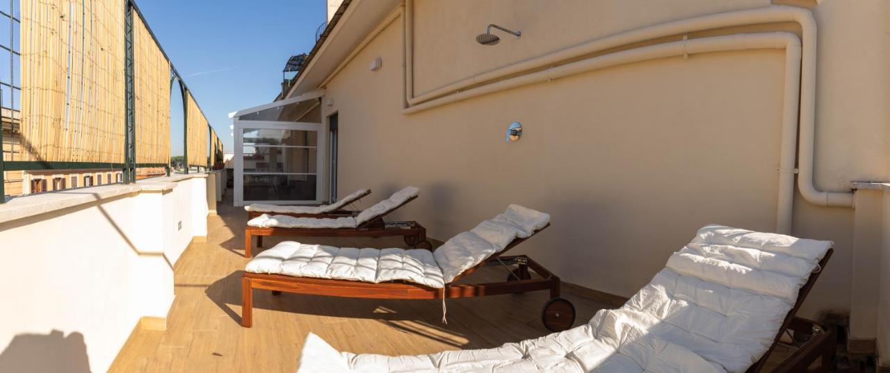 Colosseo Brightful Apartment With Rooftop Roma Exterior foto