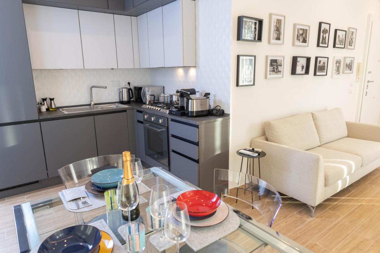 Colosseo Brightful Apartment With Rooftop Roma Exterior foto